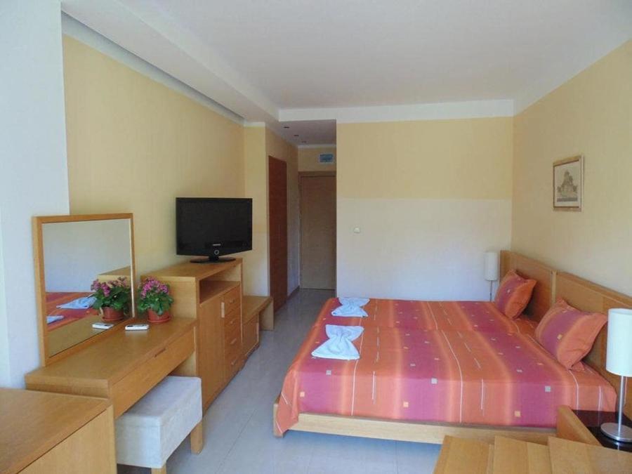 Oasis Park Hotel - New Managment Nesebar Exterior photo